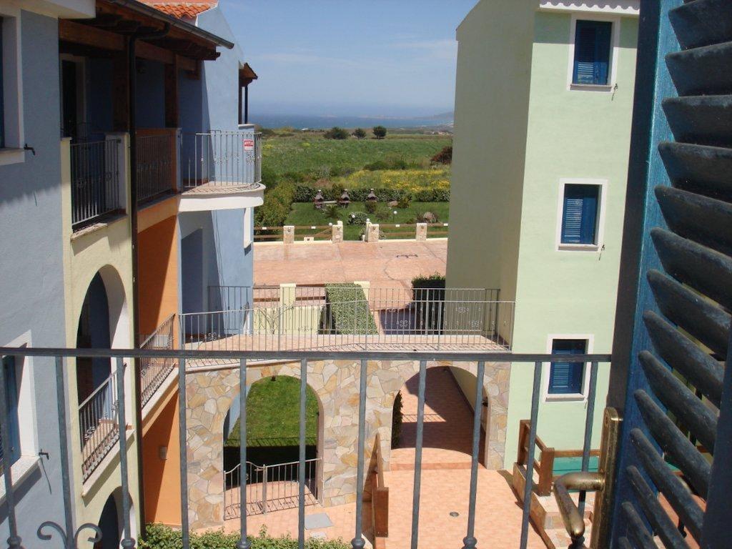 2 Apartment *